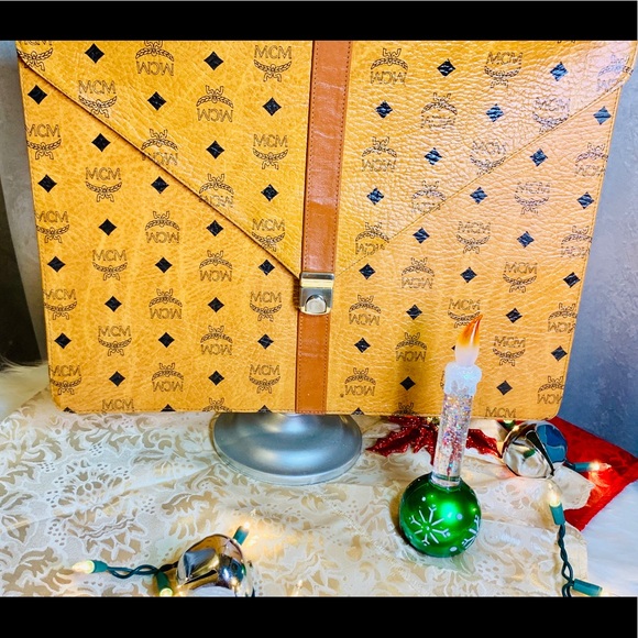 MCM Other - 🧡 MCM BRIEFCASE  🧡